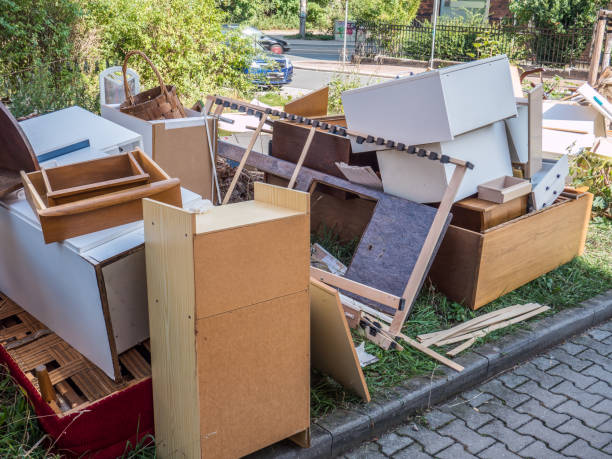 Best Estate Cleanout Services  in Rialto, CA